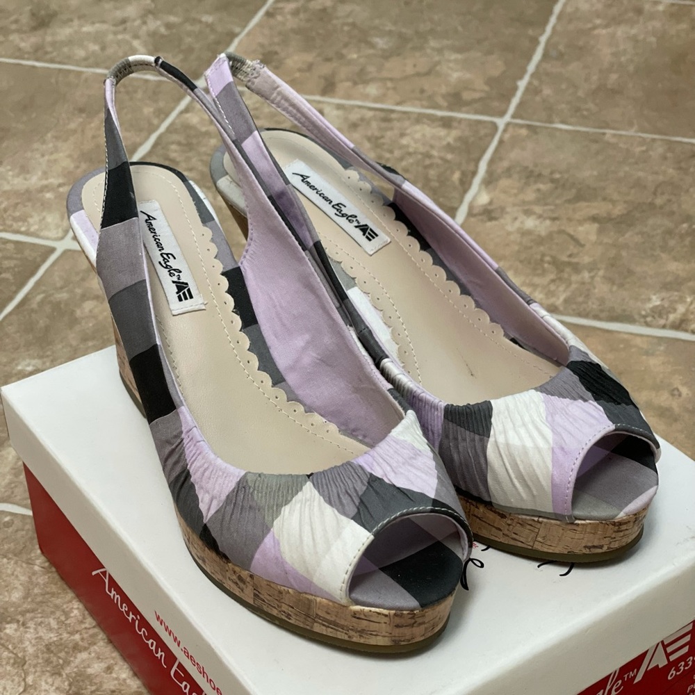 Purple, black and white wedges